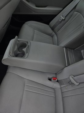 Used 2015 Hyundai Genesis 3.8 w/ Option Group 02 image 15