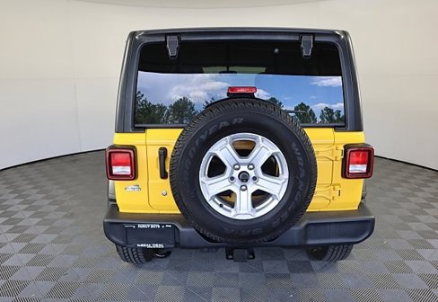 Used 2020 Jeep Wrangler Unlimited Sport S image 6