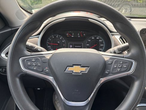 Used 2023 Chevrolet Malibu LT w/ Driver Confidence Package image 32