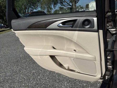 Used 2018 Lincoln MKZ Reserve image 14