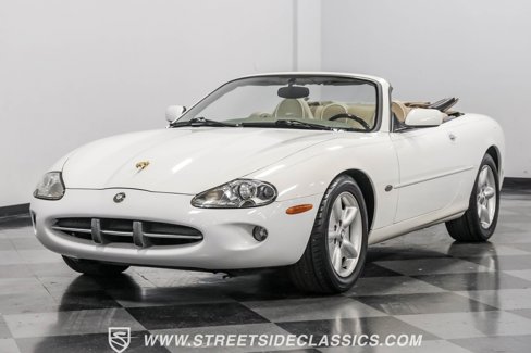 Used 1998 Jaguar XK8 Convertible image 18