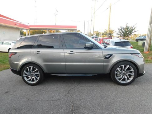 Used 2019 Land Rover Range Rover Sport HSE image 4