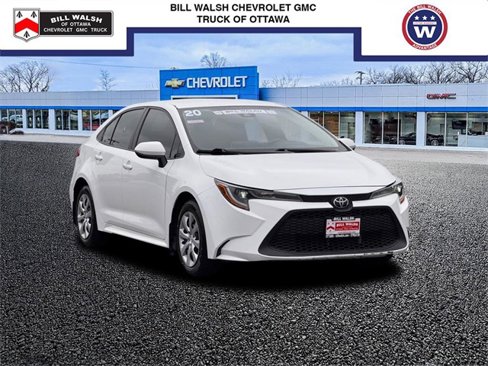 Used 2020 Toyota Corolla LE image 1