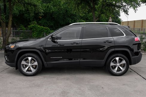 Used 2021 Jeep Cherokee Limited w/ Elite Package image 21