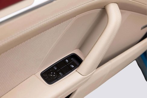Used 2021 Porsche 911 Targa 4S Heritage Design image 36