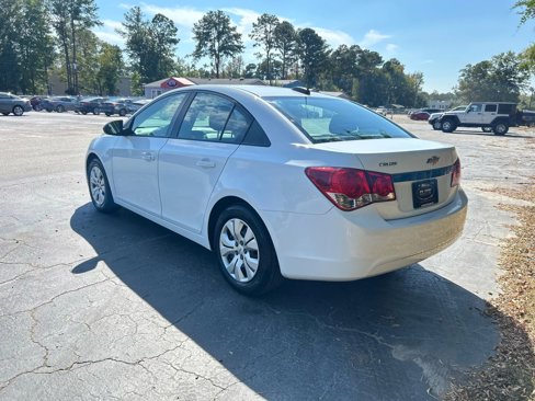 Used 2015 Chevrolet Cruze LS image 9