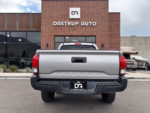 Used 2020 Toyota Tacoma SR image 6