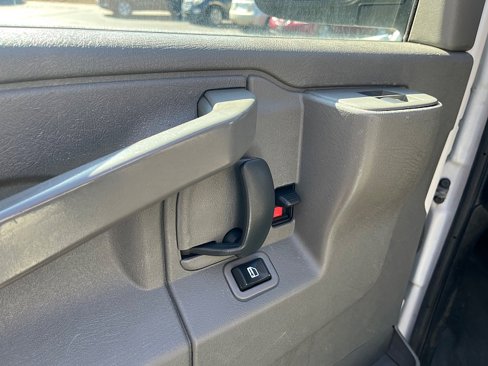 Used 2020 Chevrolet Express 2500 Extended w/ Communications Package image 22