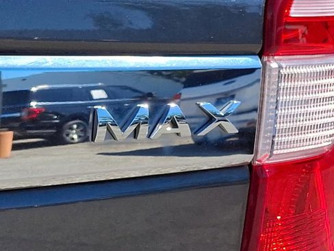 Certified 2018 Ford Expedition Max XLT w/ Equipment Group 202A image 29