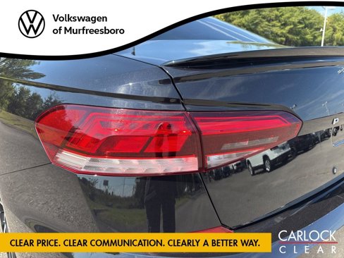 Used 2021 Volkswagen Passat 2.0T R-Line image 13