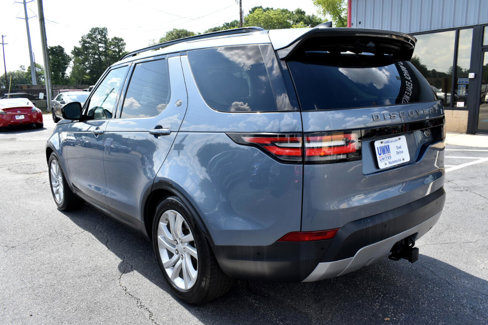Used 2019 Land Rover Discovery HSE image 8