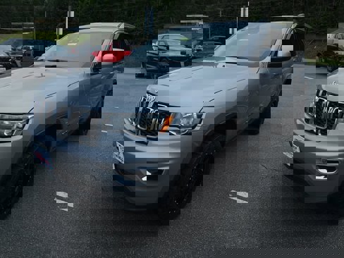 Used 2021 Jeep Grand Cherokee Laredo w/ Security & Convenience Group image 7