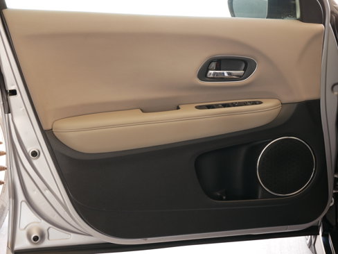 Used 2018 Honda HR-V EX image 6