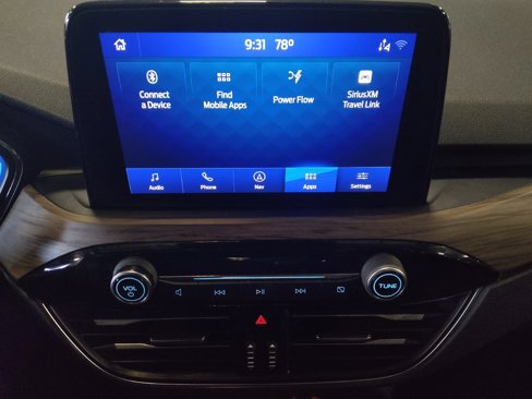 Used 2020 Ford Escape Titanium image 25