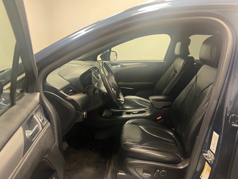 Used 2015 Lincoln MKC AWD image 17