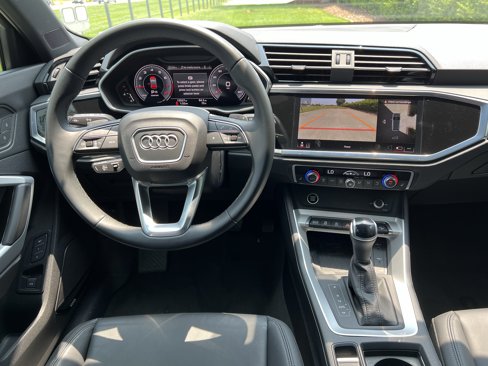 Certified 2024 Audi Q3 2.0T Premium Plus w/ Premium Plus Package image 30