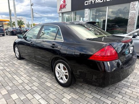 Used 2007 Honda Accord SE image 5