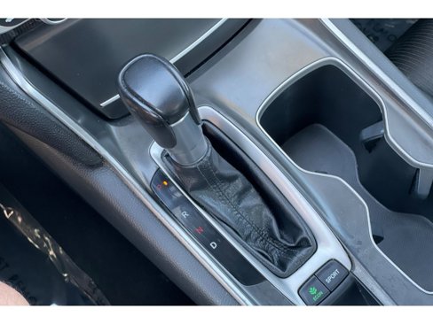 Used 2018 Honda Accord Sport image 30