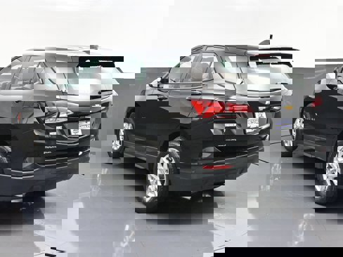 Certified 2022 Chevrolet Equinox LS w/ Driver Confidence II Package image 5
