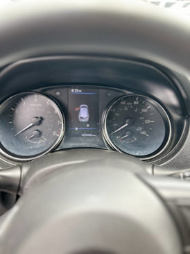 Used 2019 Nissan Rogue Sport S image 15