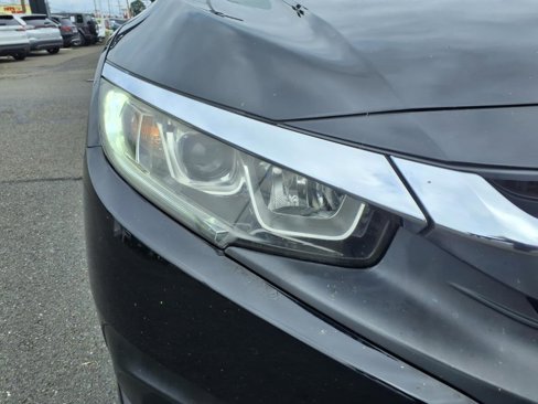 Used 2016 Honda Civic EX image 10