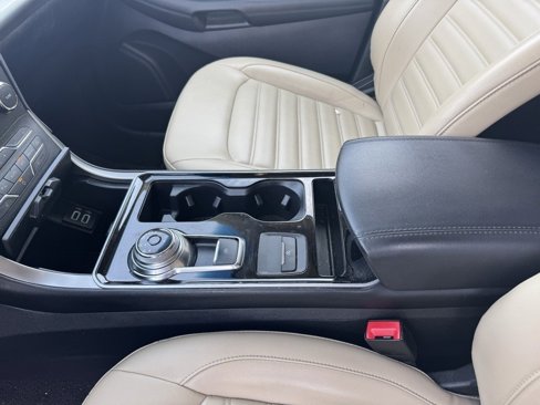 Used 2019 Ford Edge SEL w/ Equipment Group 201A image 14