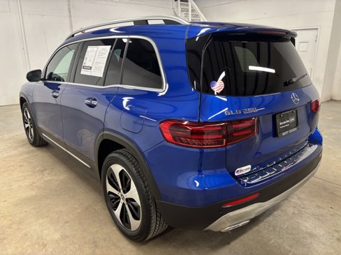 Certified 2025 Mercedes-Benz GLB 250 image 5