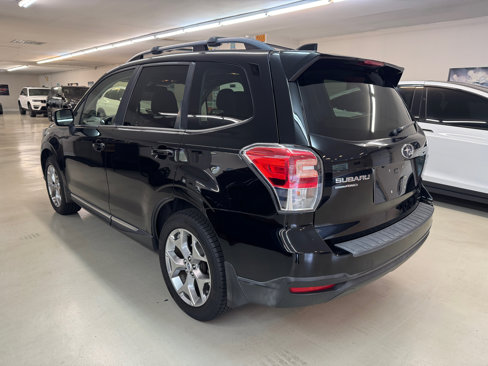 Used 2017 Subaru Forester 2.5i Touring image 5