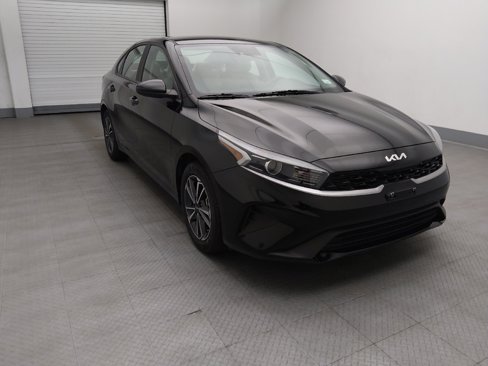 Used 2023 Kia Forte LXS image 13