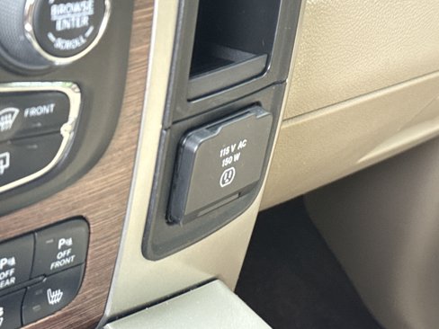 Used 2018 RAM 1500 Laramie w/ Convenience Group image 36