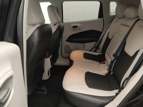 Used 2018 Jeep Compass Latitude w/ Popular Equipment Group image 18