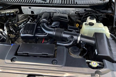 Used 2014 Ford Expedition XLT image 28