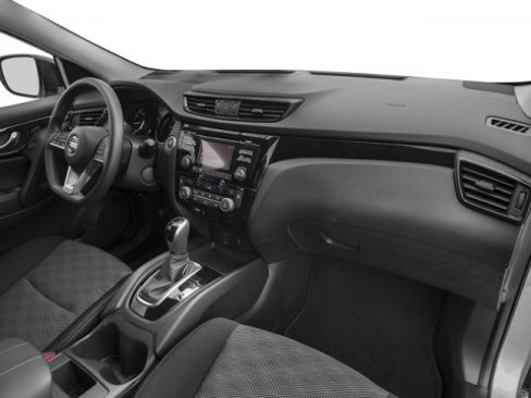Used 2018 Nissan Rogue Sport S image 18
