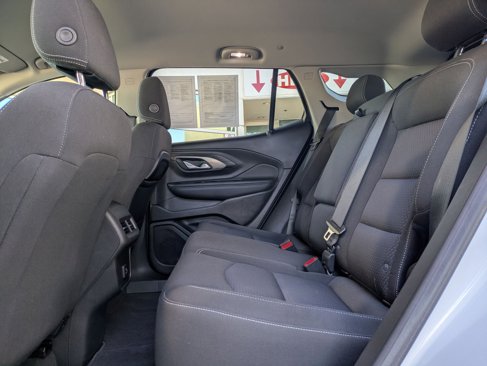 Used 2023 GMC Terrain SLE w/ Driver Convenience Package image 14