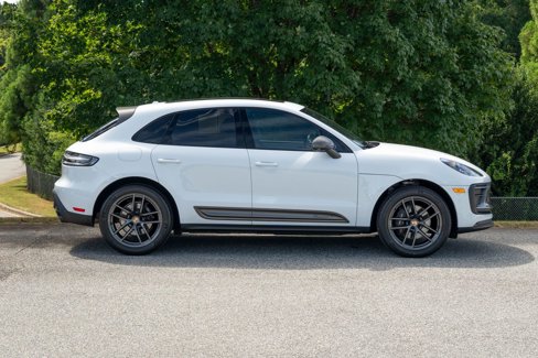 Certified 2023 Porsche Macan Turbo image 8