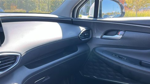 Used 2023 Hyundai Santa Fe SEL w/ Premium Package image 19