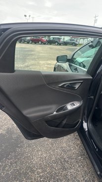 Used 2023 Chevrolet Malibu LT image 17