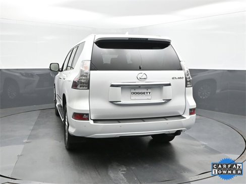 Used 2017 Lexus GX 460 image 8