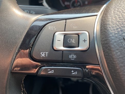 Used 2019 Volkswagen Jetta R-Line image 13
