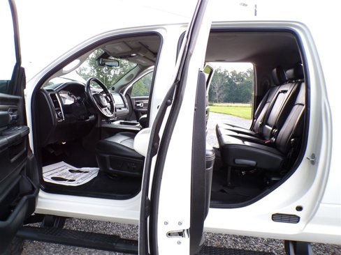 Used 2018 RAM 2500 Laramie w/ Sport Appearance Group image 24