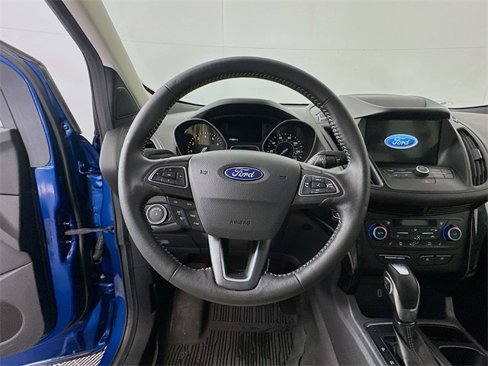 Used 2019 Ford Escape SEL image 11