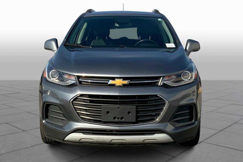 Used 2019 Chevrolet Trax LT w/ LT Convenience Package image 3