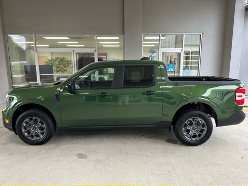 New 2025 Ford Maverick XLT image 4