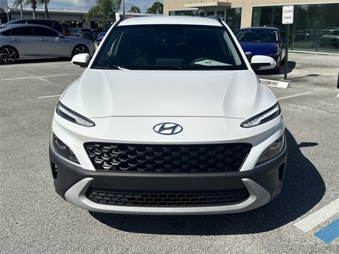 Certified 2022 Hyundai Kona SEL image 3
