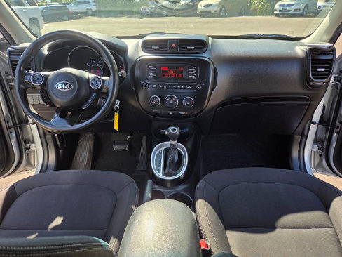 Used 2015 Kia Soul image 16
