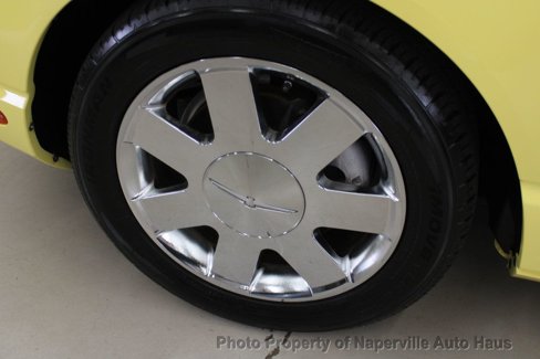 Used 2002 Ford Thunderbird image 12