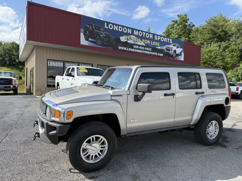 Used 2009 HUMMER H3 image 1