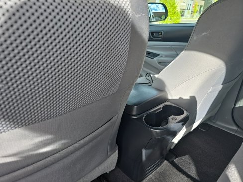 Used 2012 Toyota Tacoma 4x4 Double Cab image 23