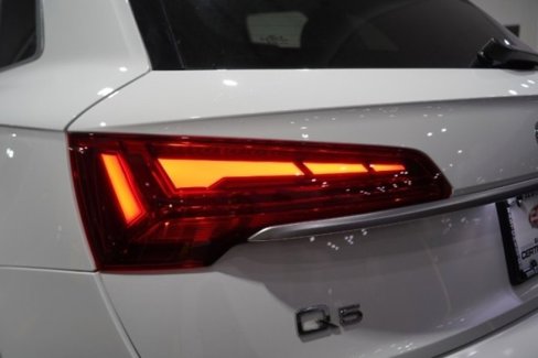 Used 2022 Audi Q5 2.0T Premium Plus image 16