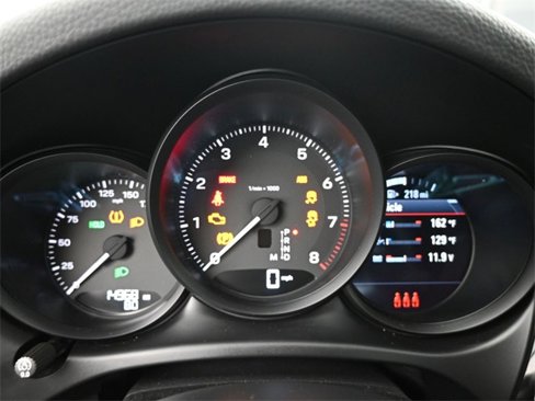 Certified 2022 Porsche Macan image 14
